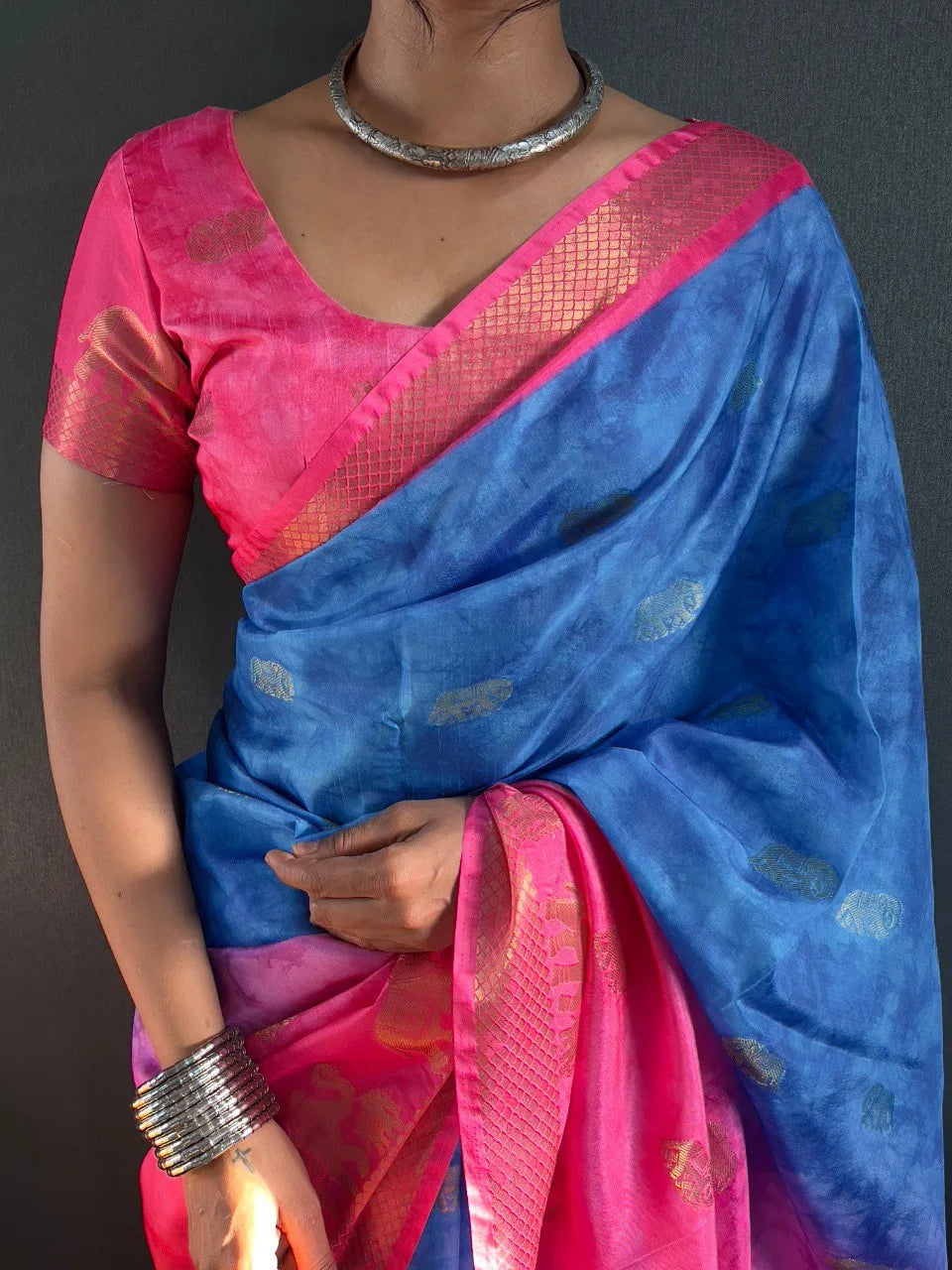 Traditional Handloom Saree with Contrast Pallu