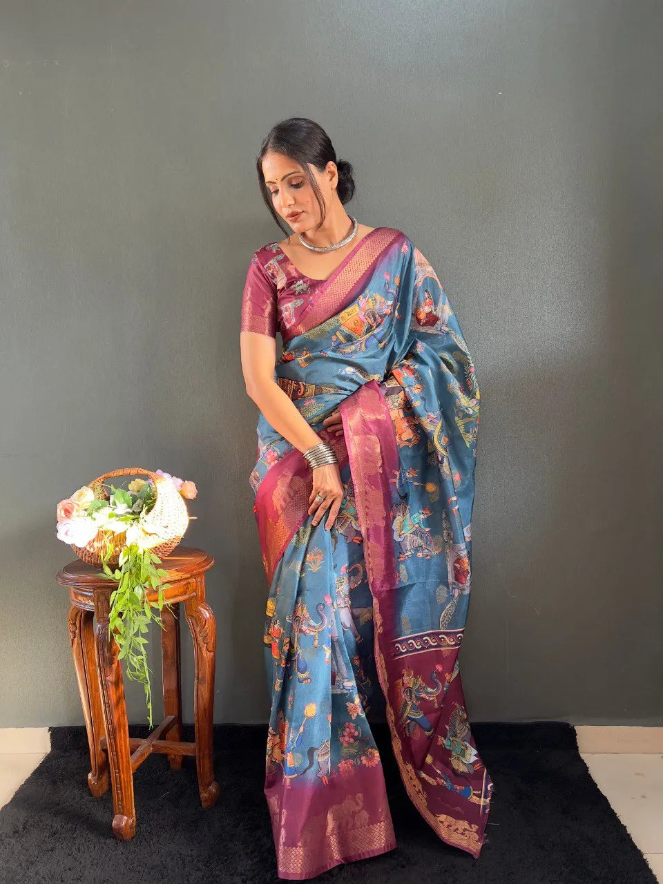 Traditional Handloom Saree with Contrast Pallu
