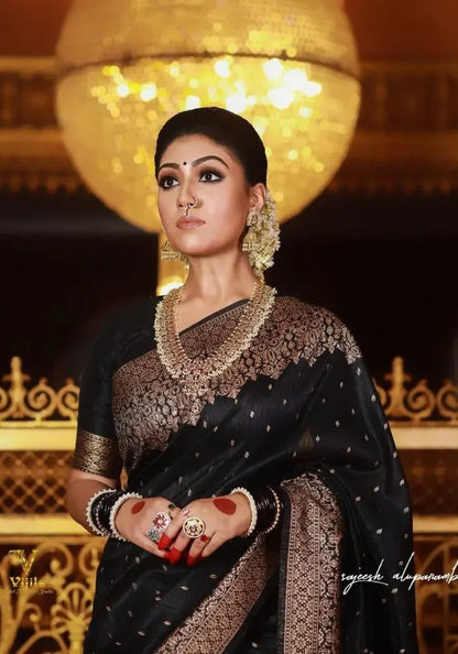 Royal Banarasi Silk Saree with Intricate Zari Weaving