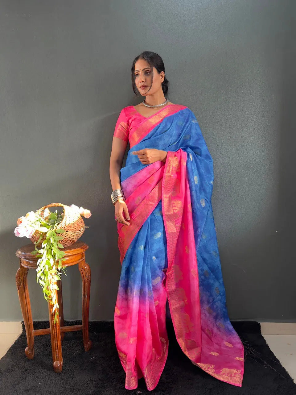 Traditional Handloom Saree with Contrast Pallu