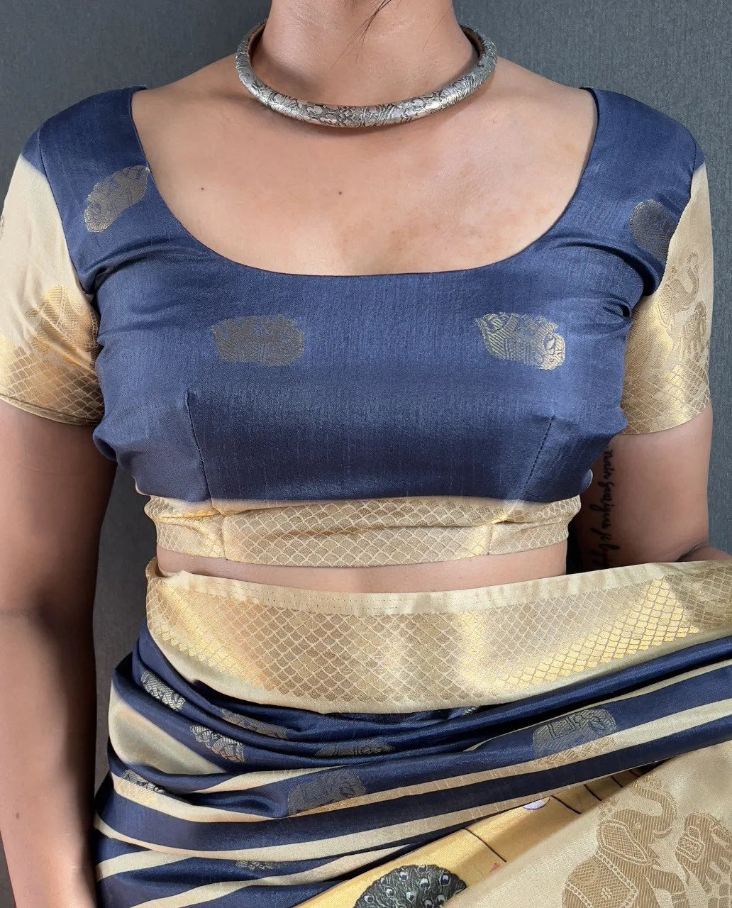 Traditional Handloom Saree with Contrast Pallu