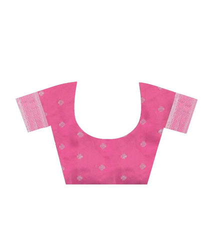 Luxurious Banarasi Silk Saree with Floral Brocade Weaving