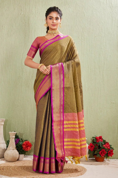 Traditional Kanjivaram Silk Saree with Elegant Checked Zari Design