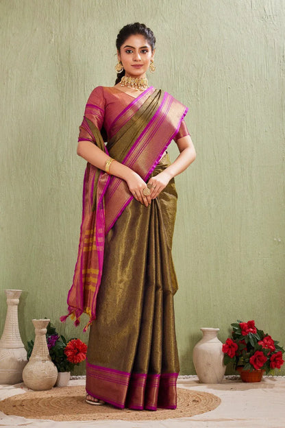 Traditional Kanjivaram Silk Saree with Elegant Checked Zari Design