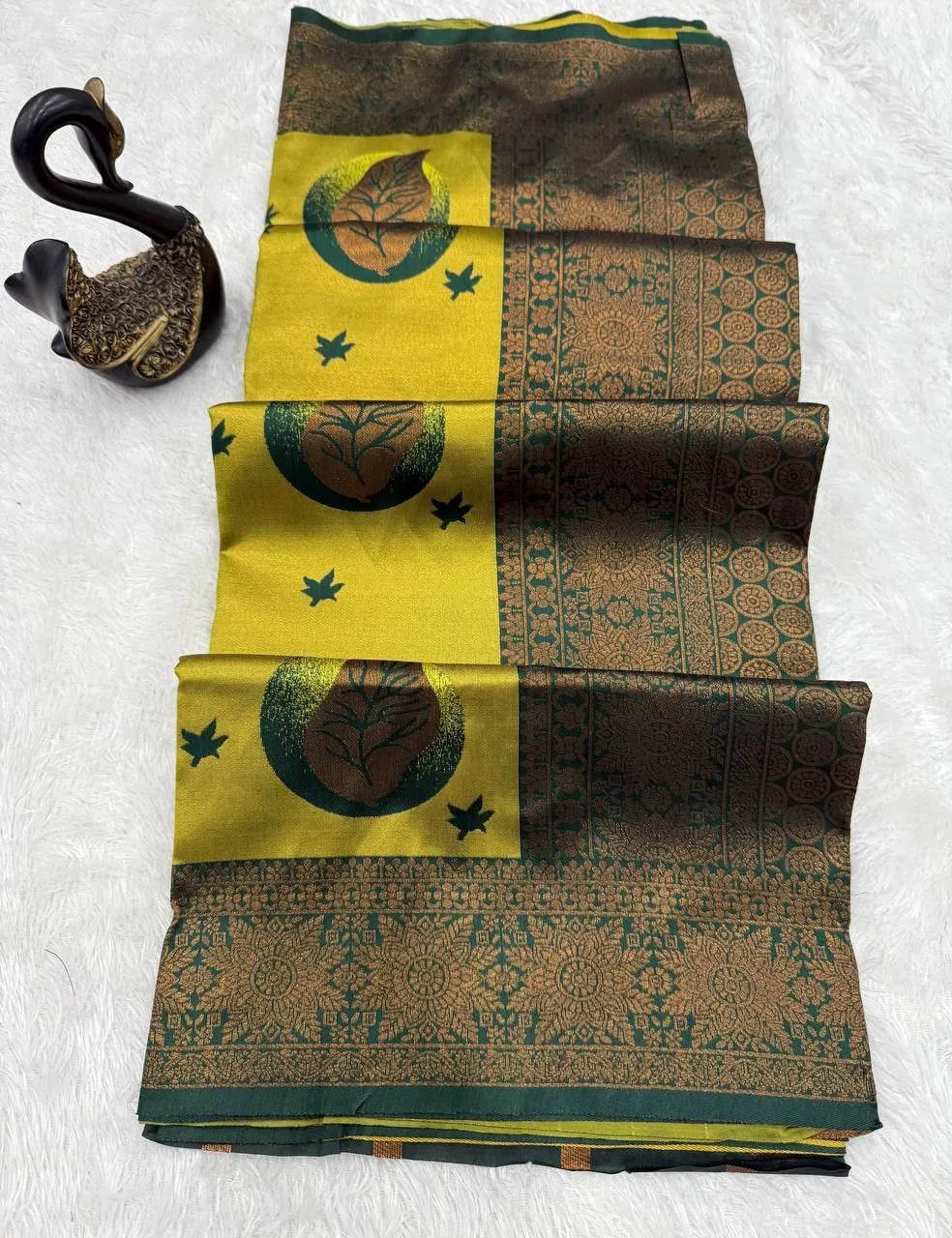 Classic Handwoven Silk Saree for Wedding & Celebrations