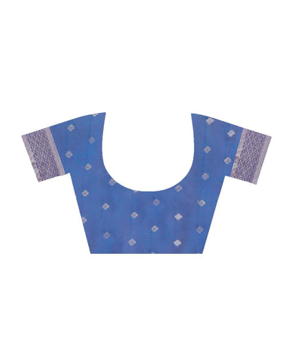 Luxurious Banarasi Silk Saree with Floral Brocade Weaving