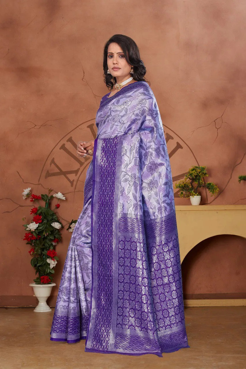 Luxurious Banarasi Silk Saree with Floral Brocade Weaving