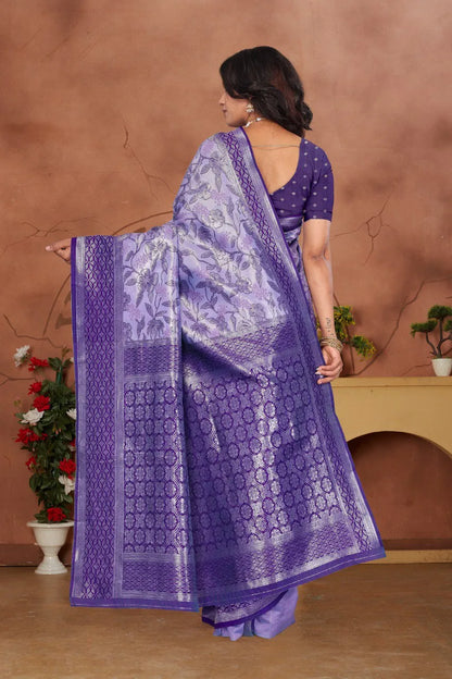 Luxurious Banarasi Silk Saree with Floral Brocade Weaving