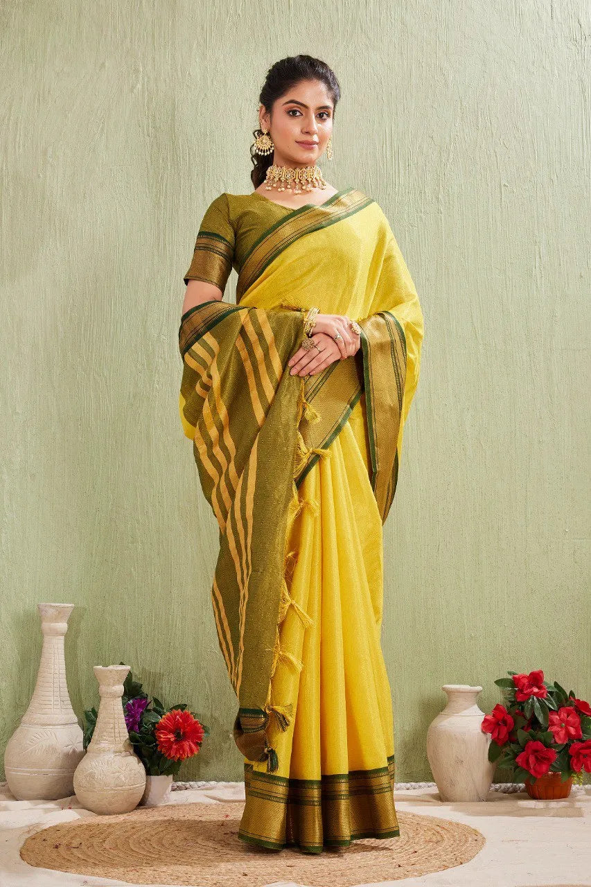 Traditional Kanjivaram Silk Saree with Elegant Checked Zari Design