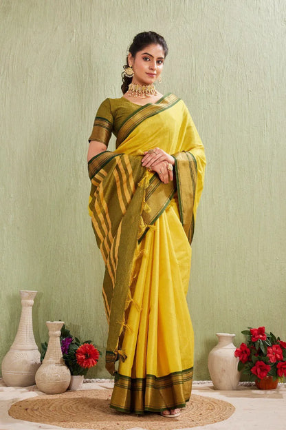Traditional Kanjivaram Silk Saree with Elegant Checked Zari Design